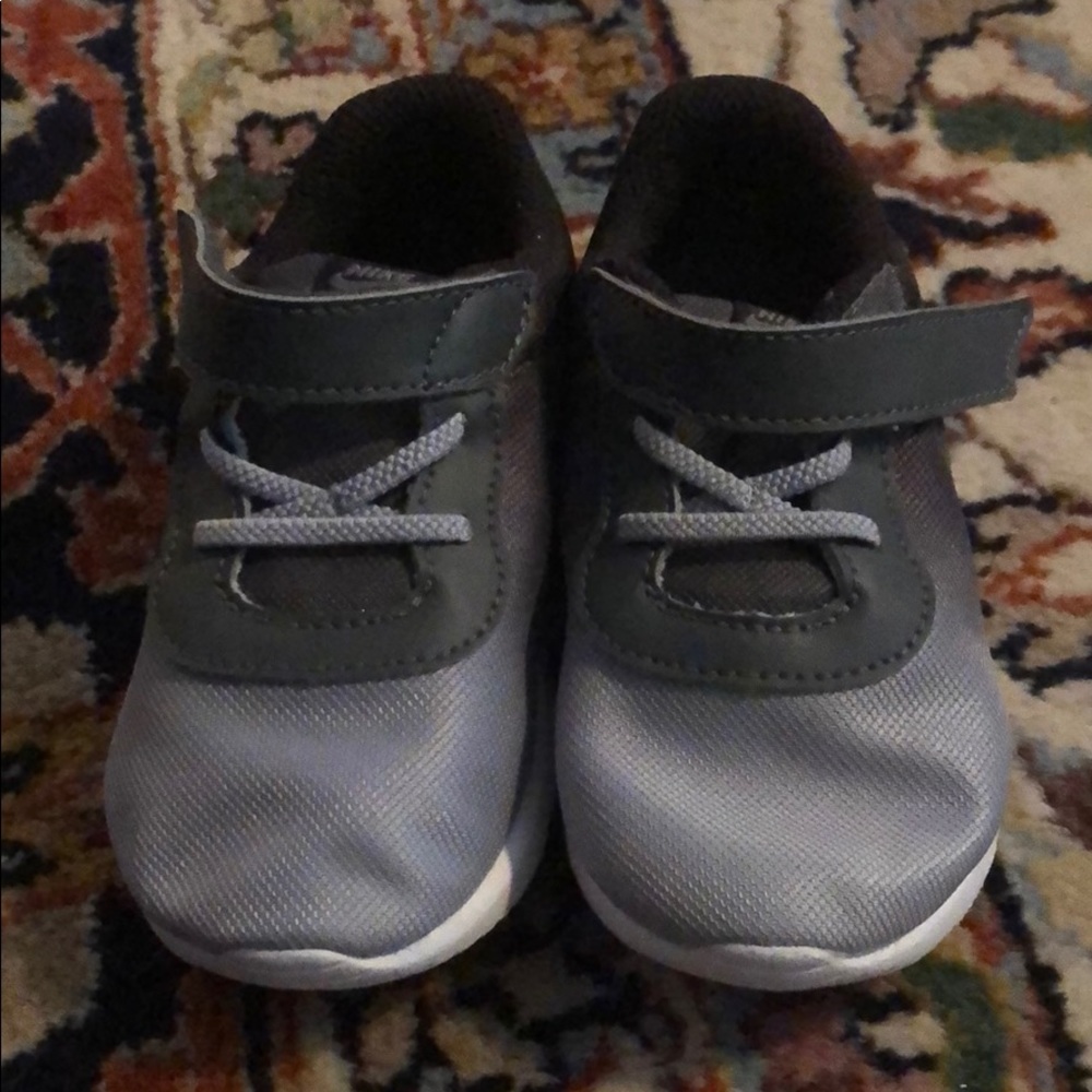 Toddler boys Nike